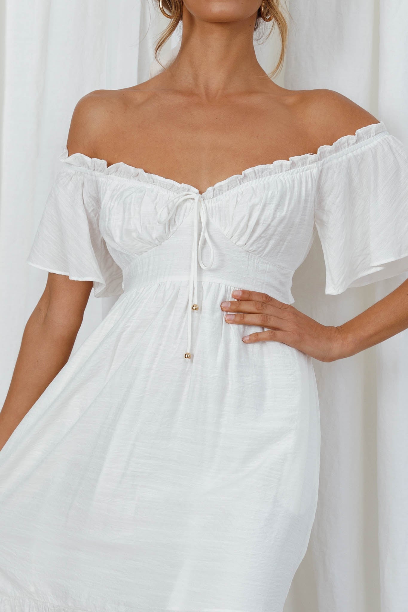 Dandelion Off-Shoulder Tied Back Midi Dress White
