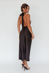 Te Amo Halterneck Open Back Midi Dress Black