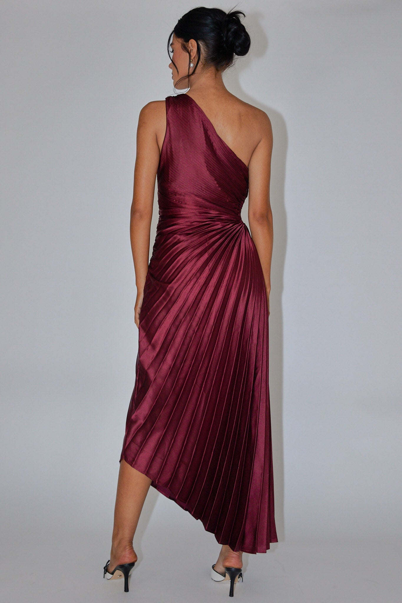 Brooklynn One-Shoulder Accordion Pleat Dress Wine